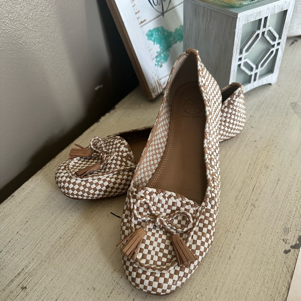 Tory Burch flats